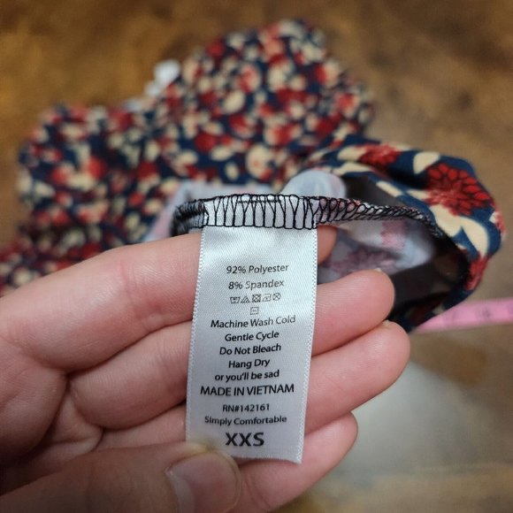 Lularoe Dress Womens XXS Red Blue Carly Swing Floral 4th of July Patriotic - Picture 8 of 9